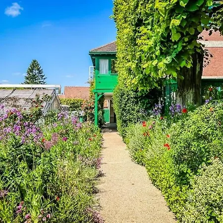 App 1- Studio Lumineux Et Jardin Hyper-centre 5min Gare * Evreux